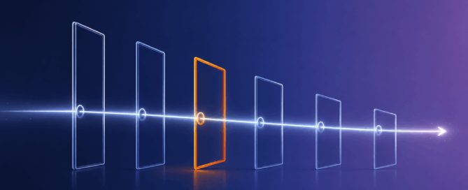Illustratie van zes wijkende gateframes met de derde open en een lichtstraal die door alle zes naar een pijl loopt.